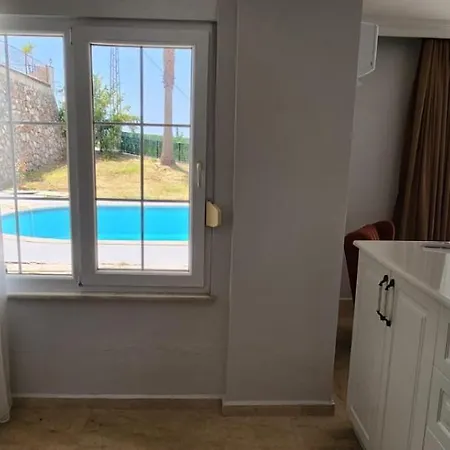 Villa Ambiance Delux With A Private Pool And A View