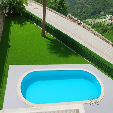 Ambiance Delux With A Private Pool And A View فيلة ألانيا