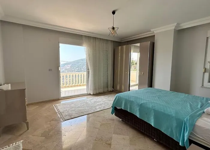 Villa Ambiance Delux With A Private Pool And A View *