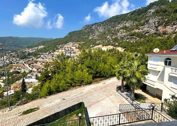 Ambiance Delux With A Private Pool And A View Alanya